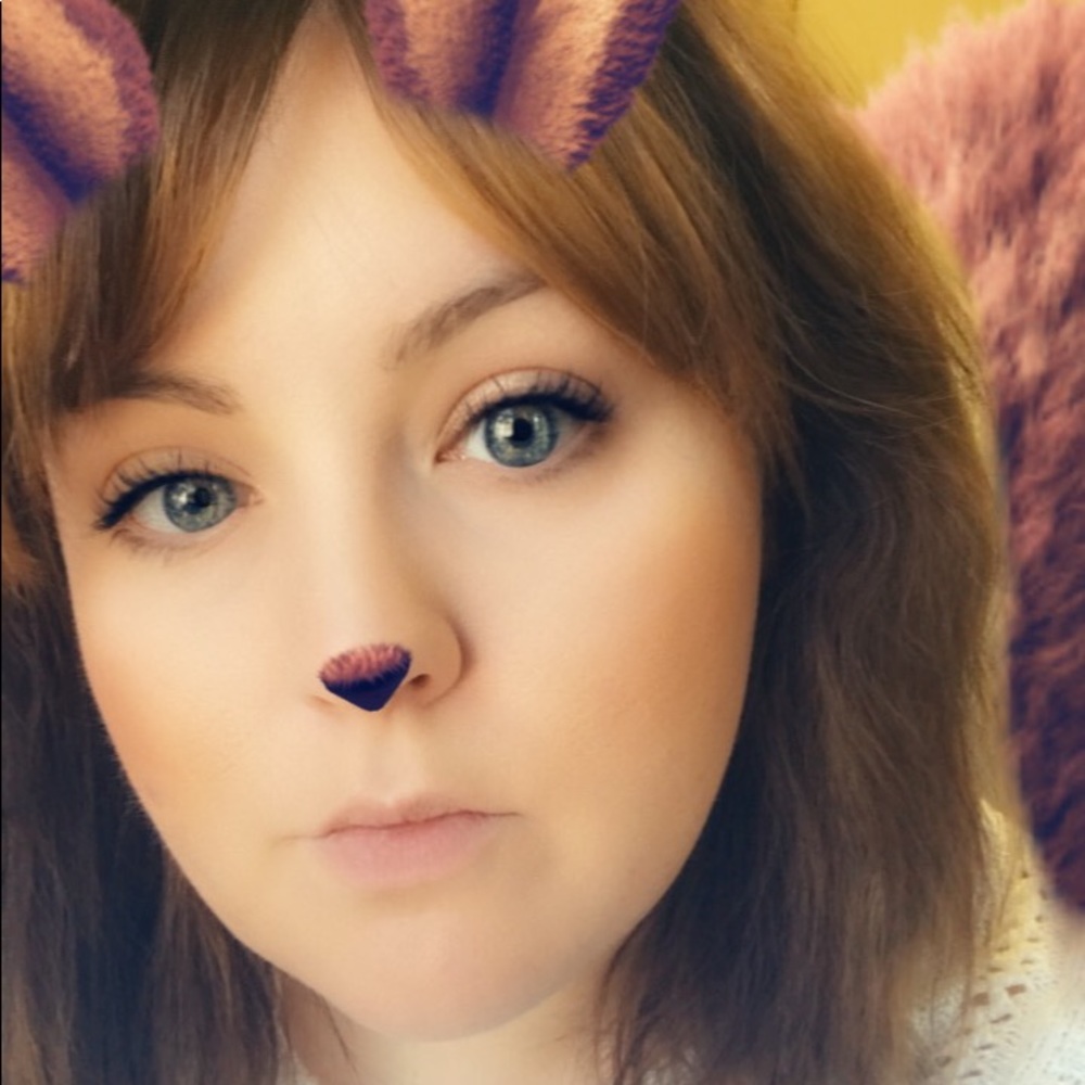 Meet your Posher, Anna